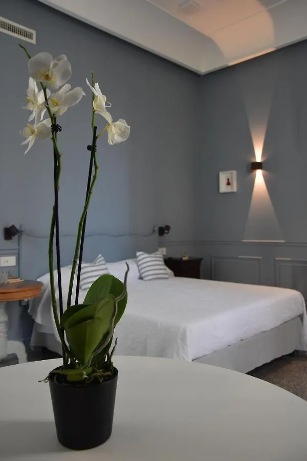 Maccus Suite Naples Bed & Breakfast
