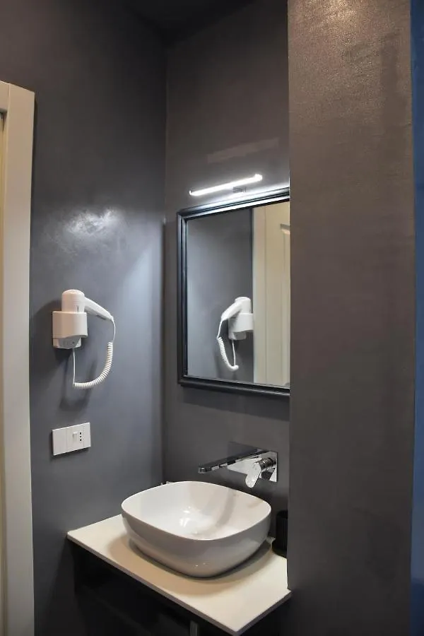 Maccus Suite Naples 0*,  Italy