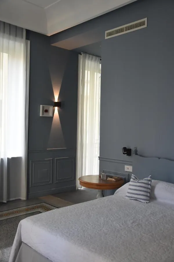 Maccus Suite Naples 0*,  Italy